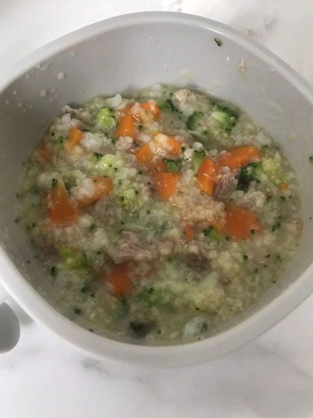 曾阿姨工作生活照8