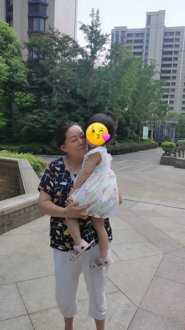 家政育婴师徐阿姨公开照片