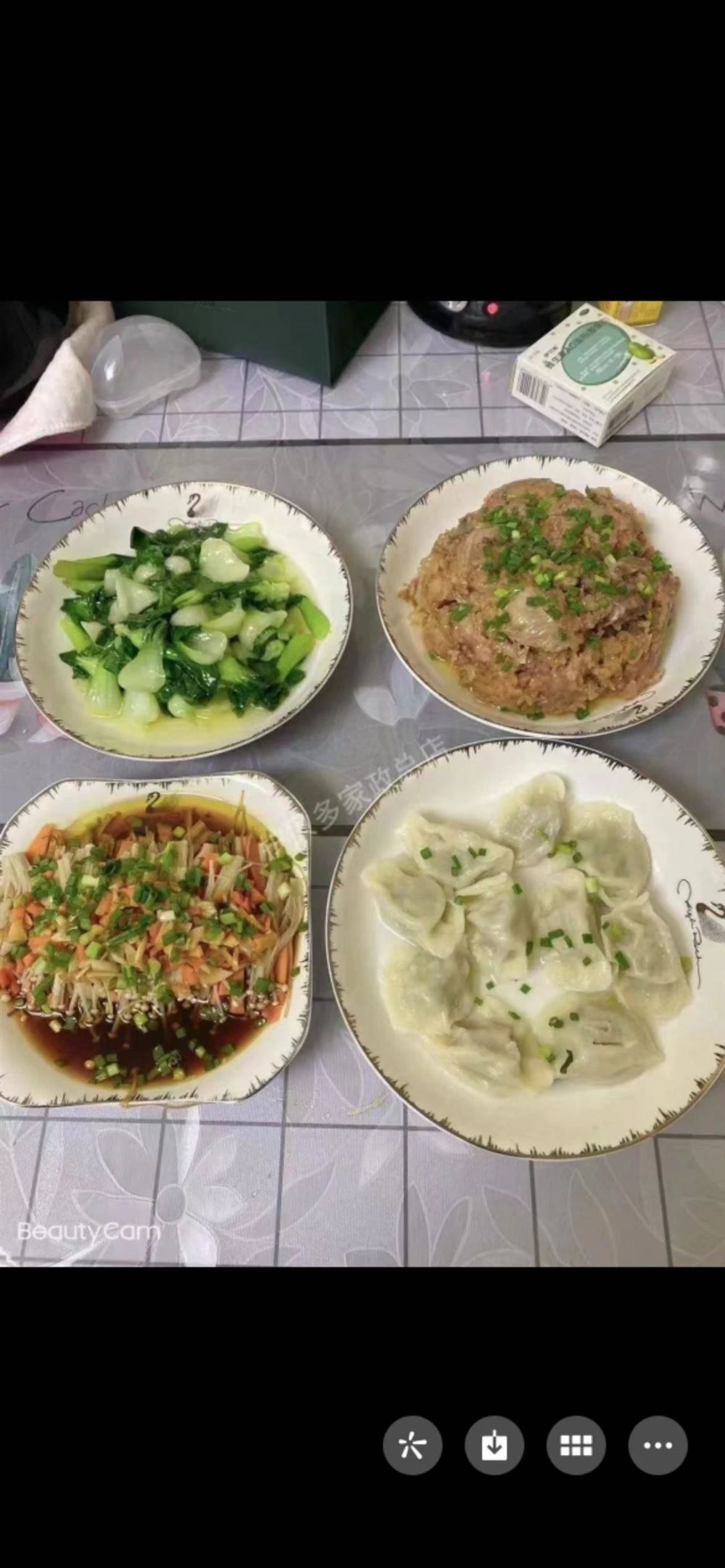 陶阿姨工作生活照10