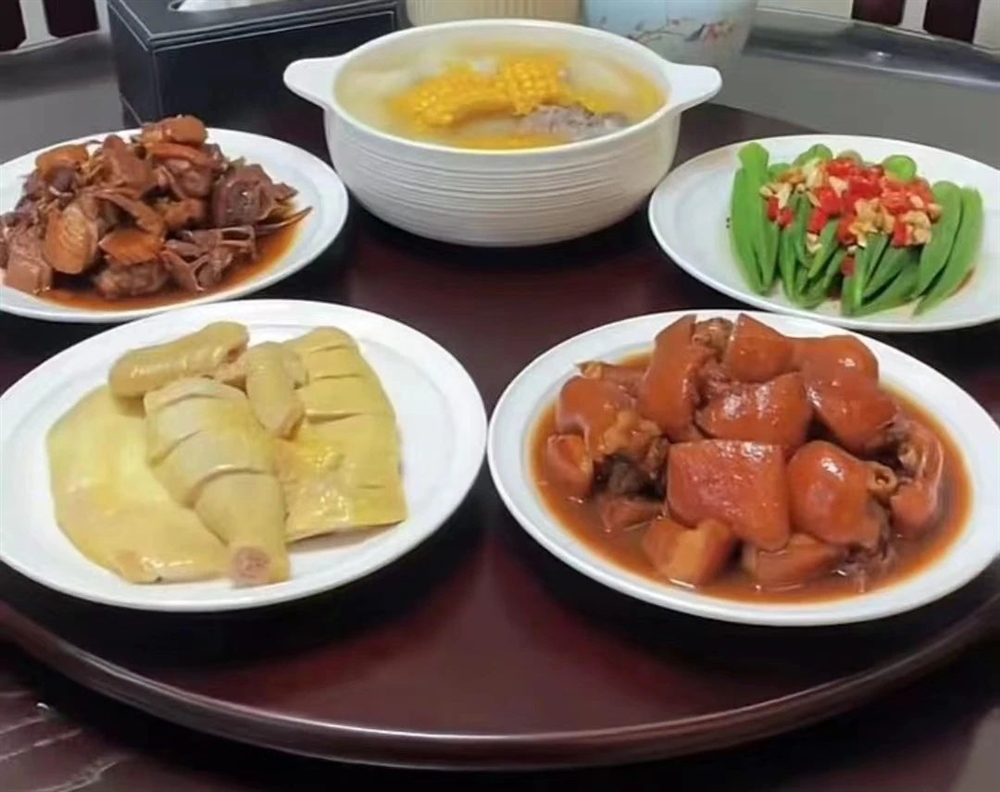 杜阿姨工作生活照10