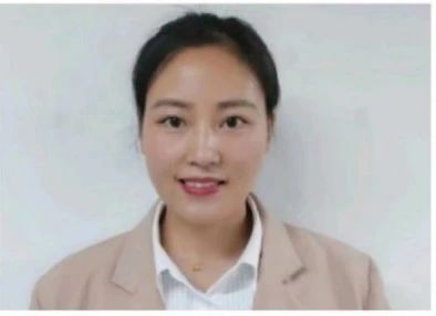 徐阿姨工作生活照1