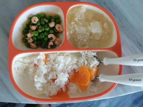 陈阿姨工作生活照8