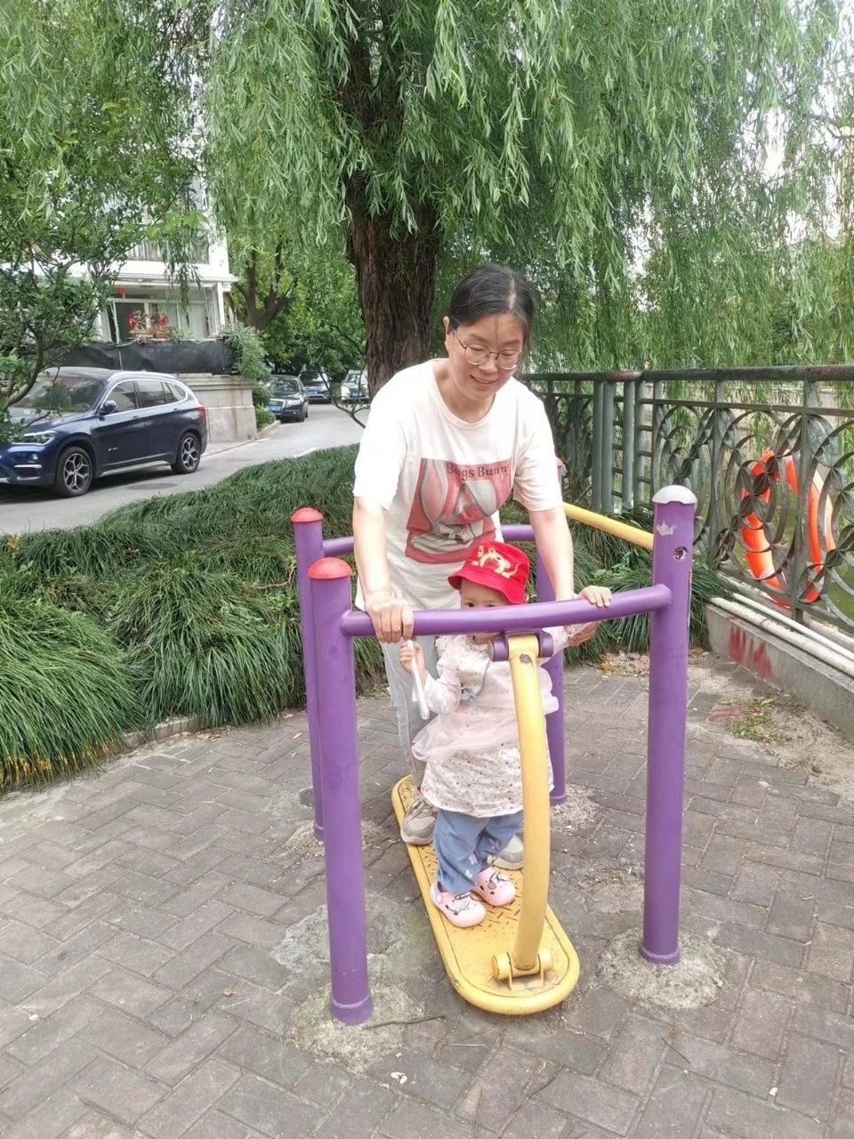 孙阿姨工作生活照4