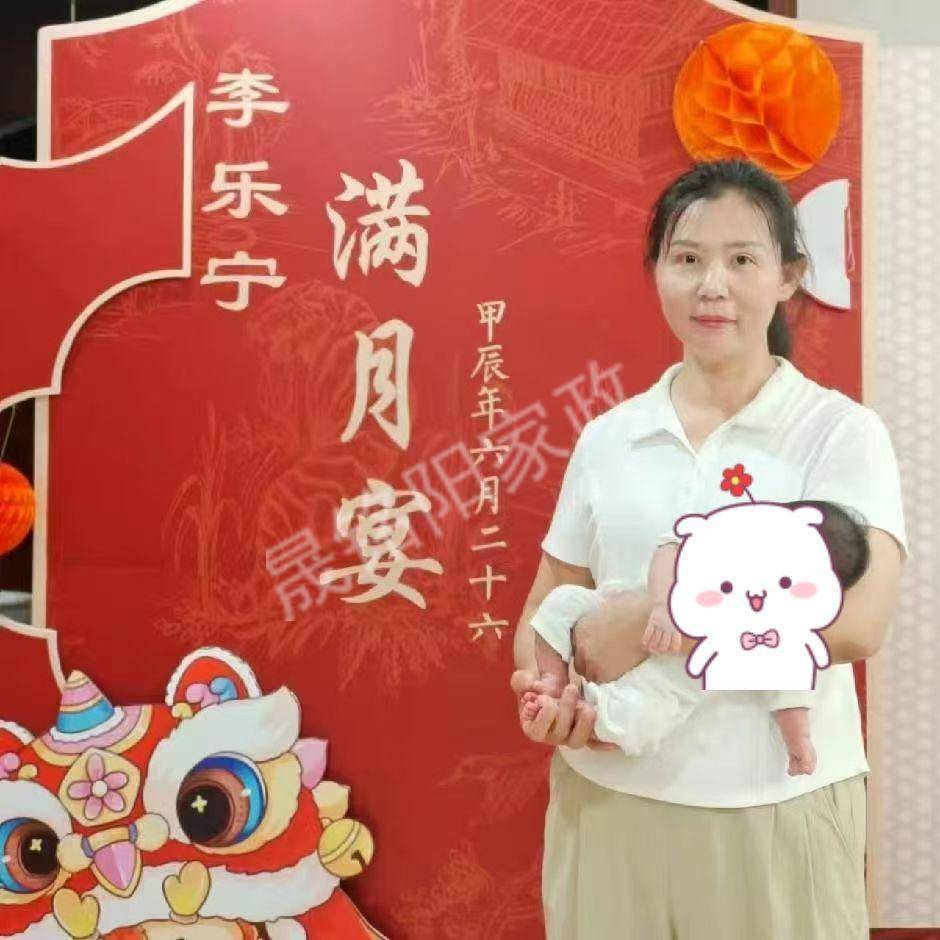 张阿姨工作生活照4