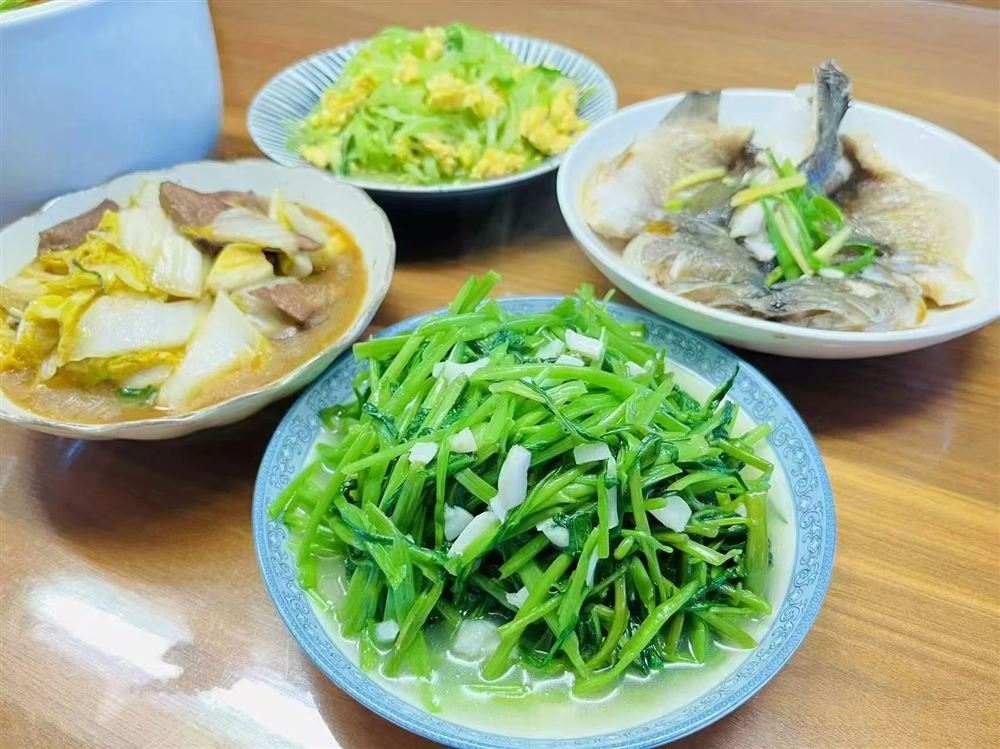 梁阿姨工作生活照6