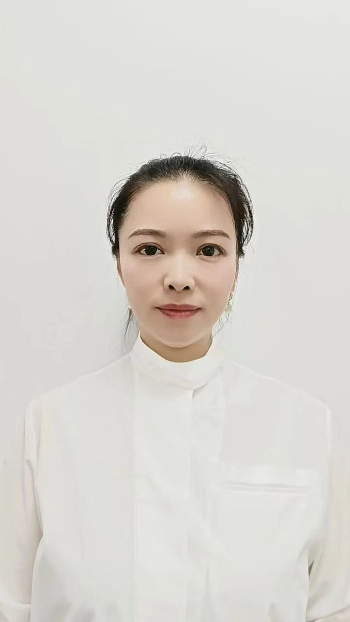 上海家务师田阿姨公开照片