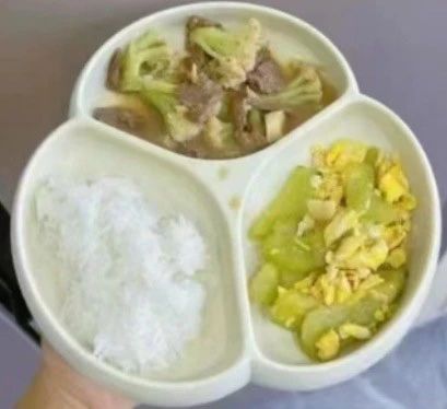 黄阿姨工作生活照6