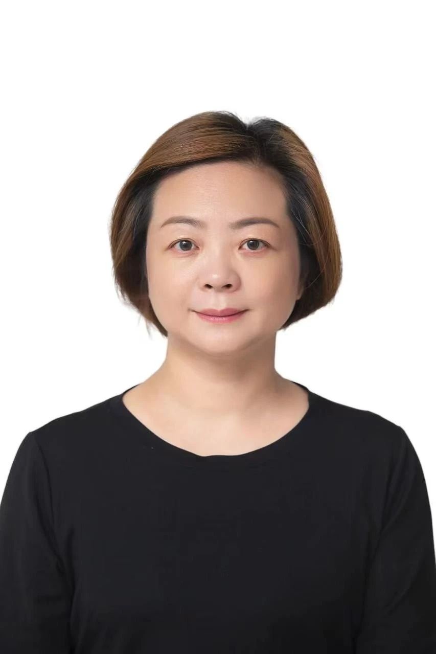 张阿姨工作生活照2