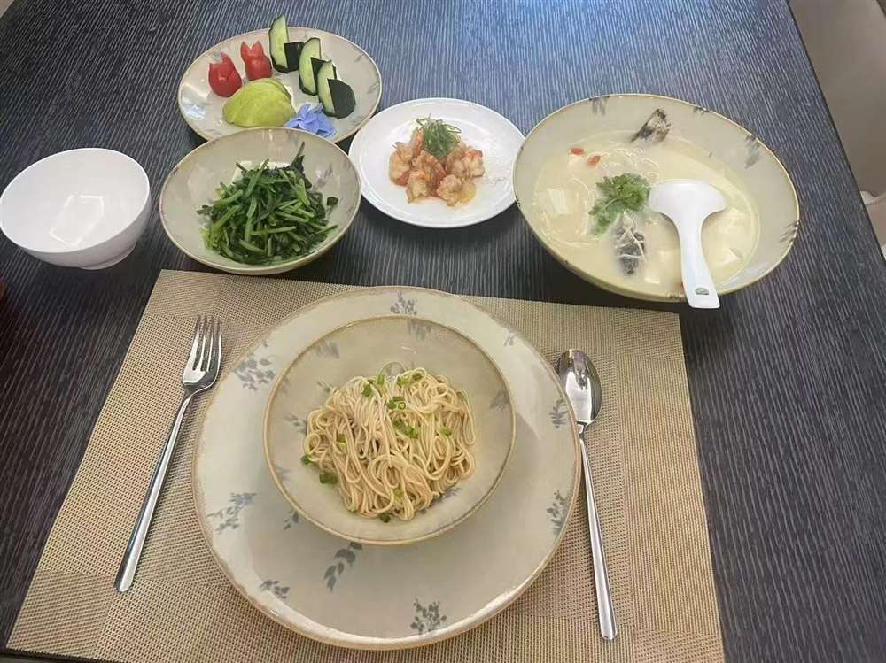 李阿姨工作生活照10