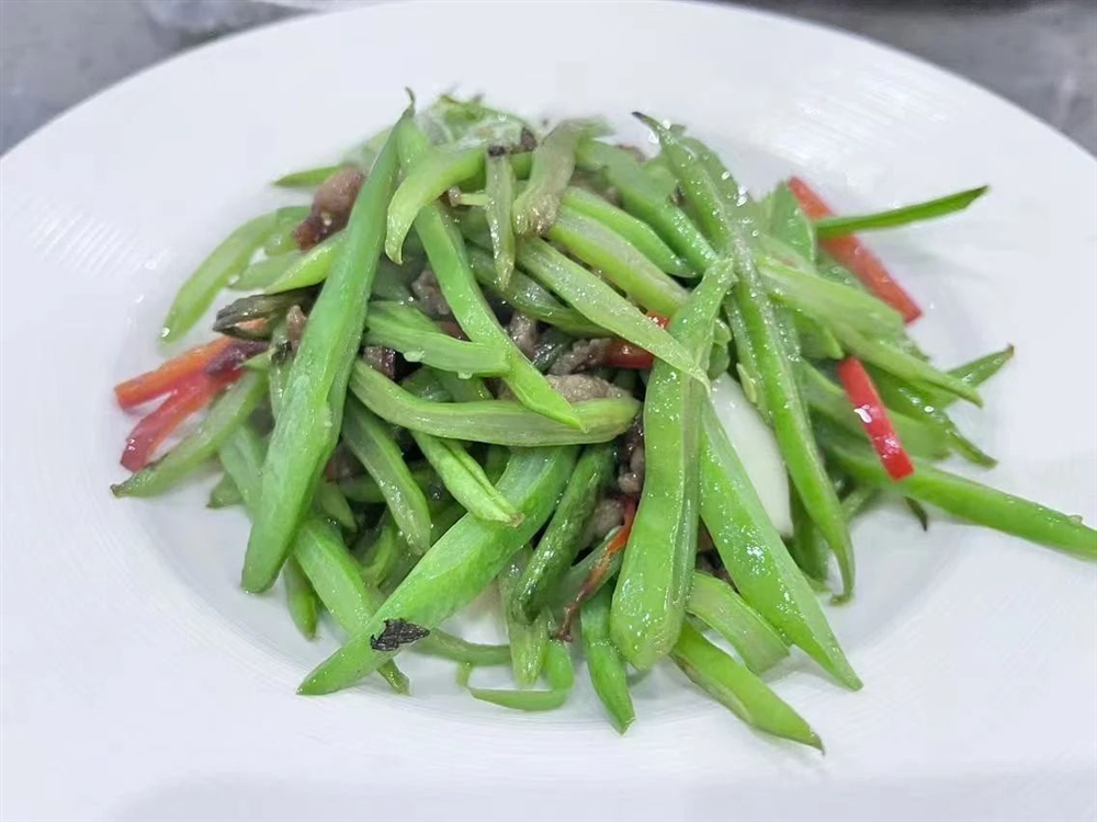 江阿姨工作生活照4