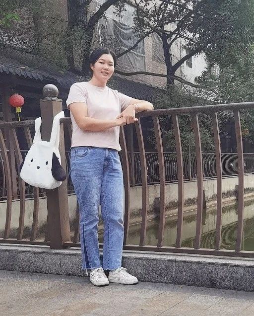 陆阿姨缩略图2