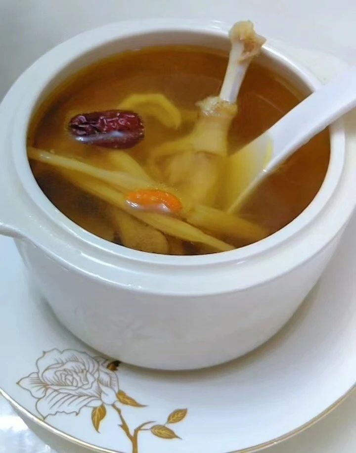 王阿姨工作生活照12