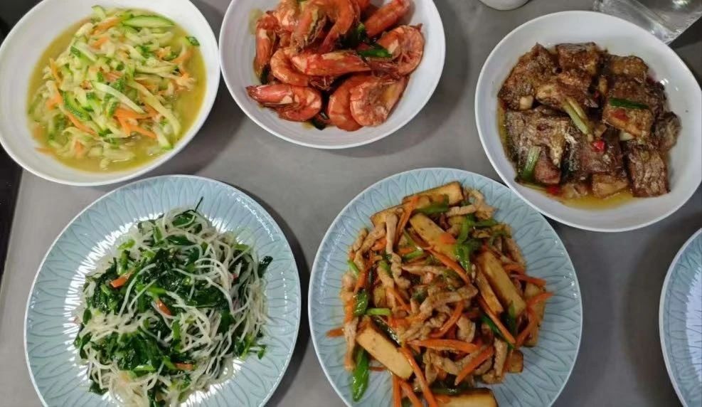 雷阿姨缩略图3