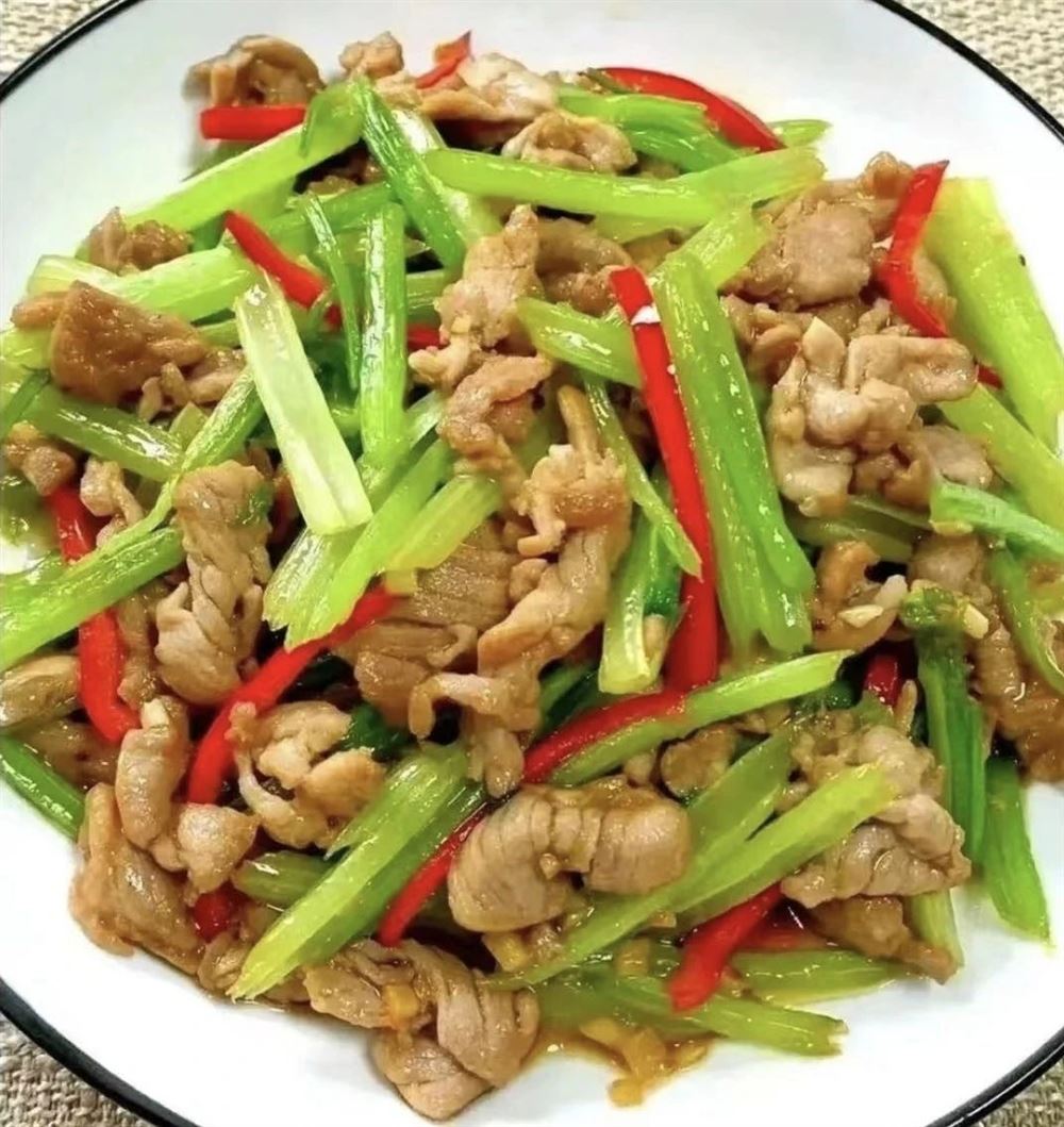 姜阿姨工作生活照8