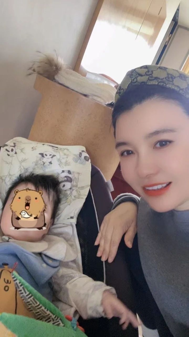 郭阿姨工作生活照6