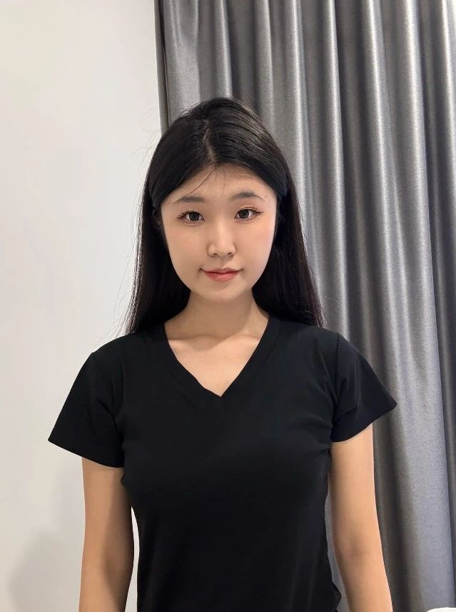 涉外、🇸🇬新加坡、🇲🇾马来西亚成长陪伴师、育婴师申阿姨公开照片
