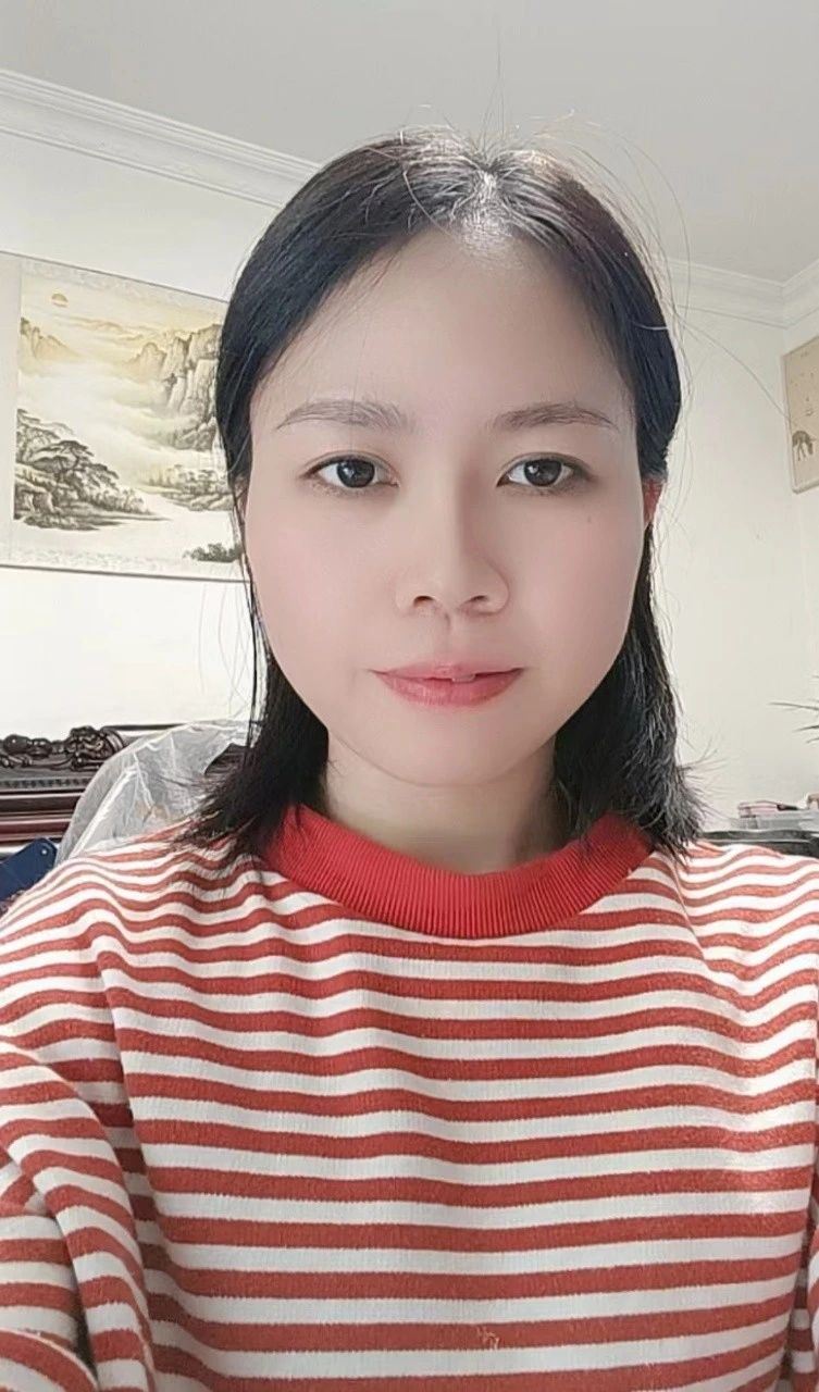 梁阿姨工作生活照10