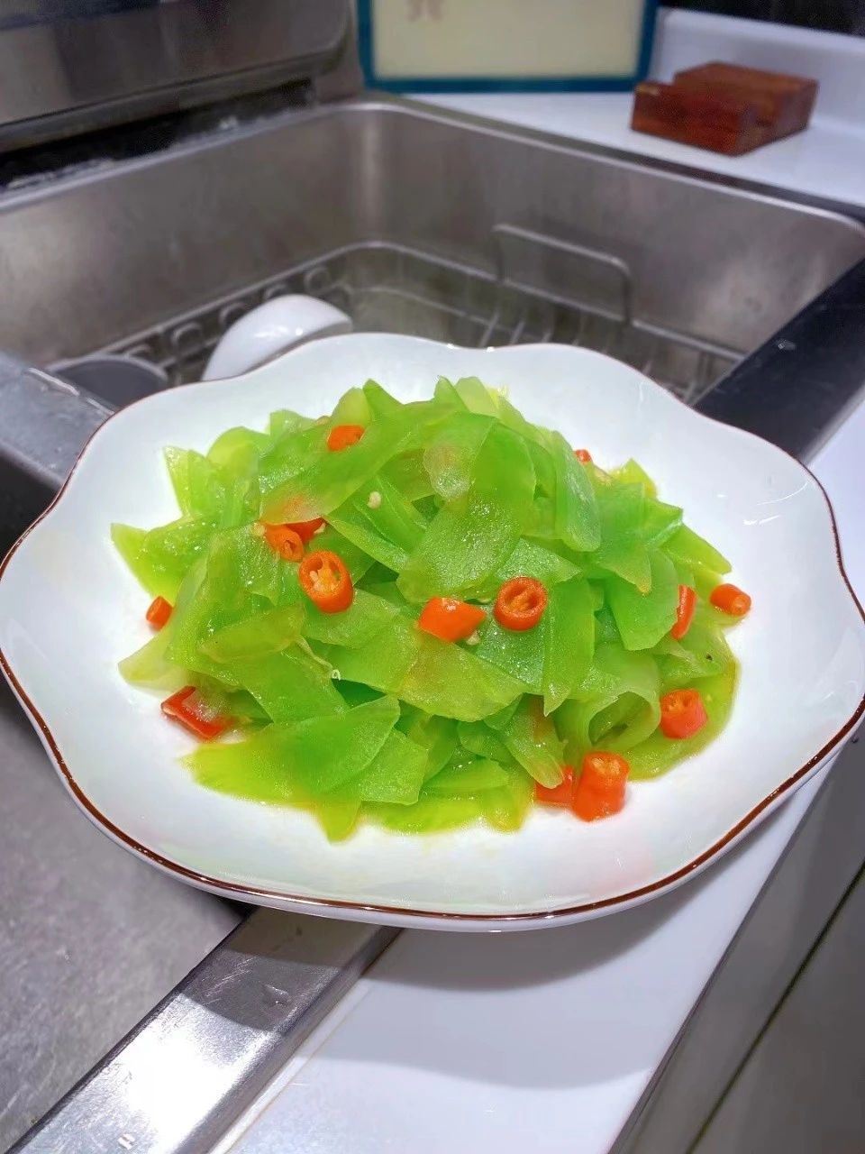 谢阿姨工作生活照5
