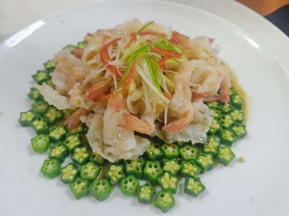 谭阿姨工作生活照7