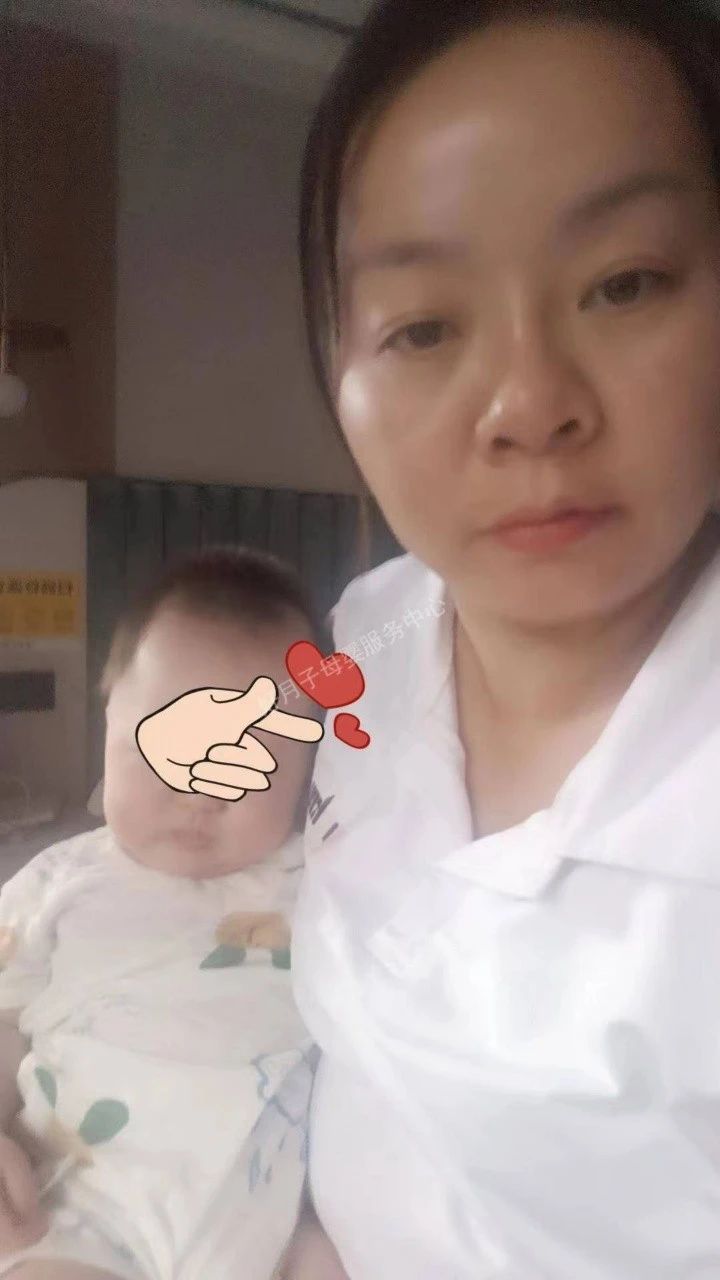 谢阿姨工作生活照4