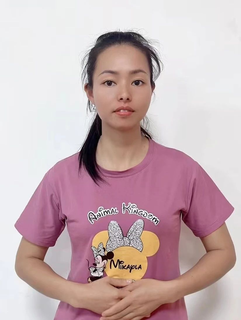 李阿姨工作生活照3