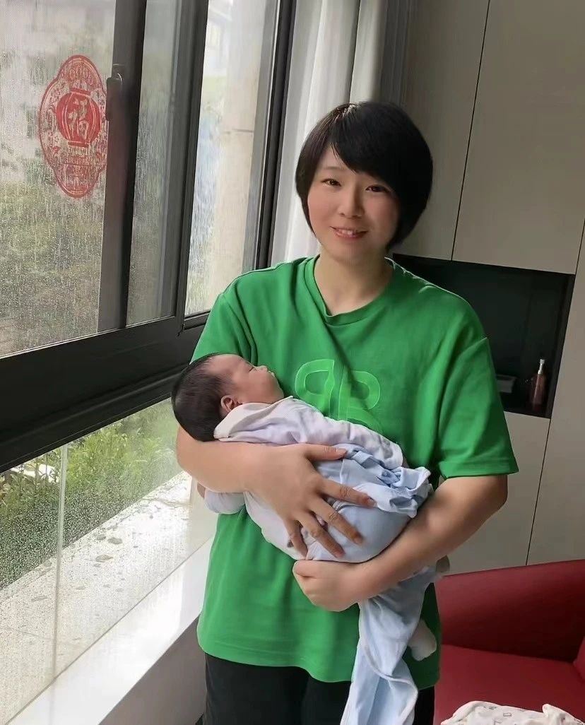 李阿姨缩略图2