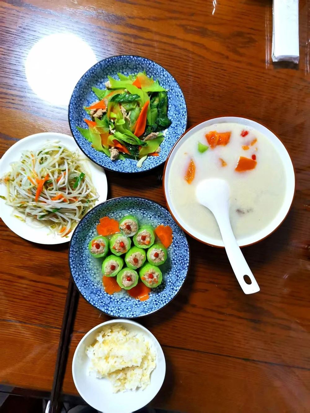 张阿姨工作生活照11