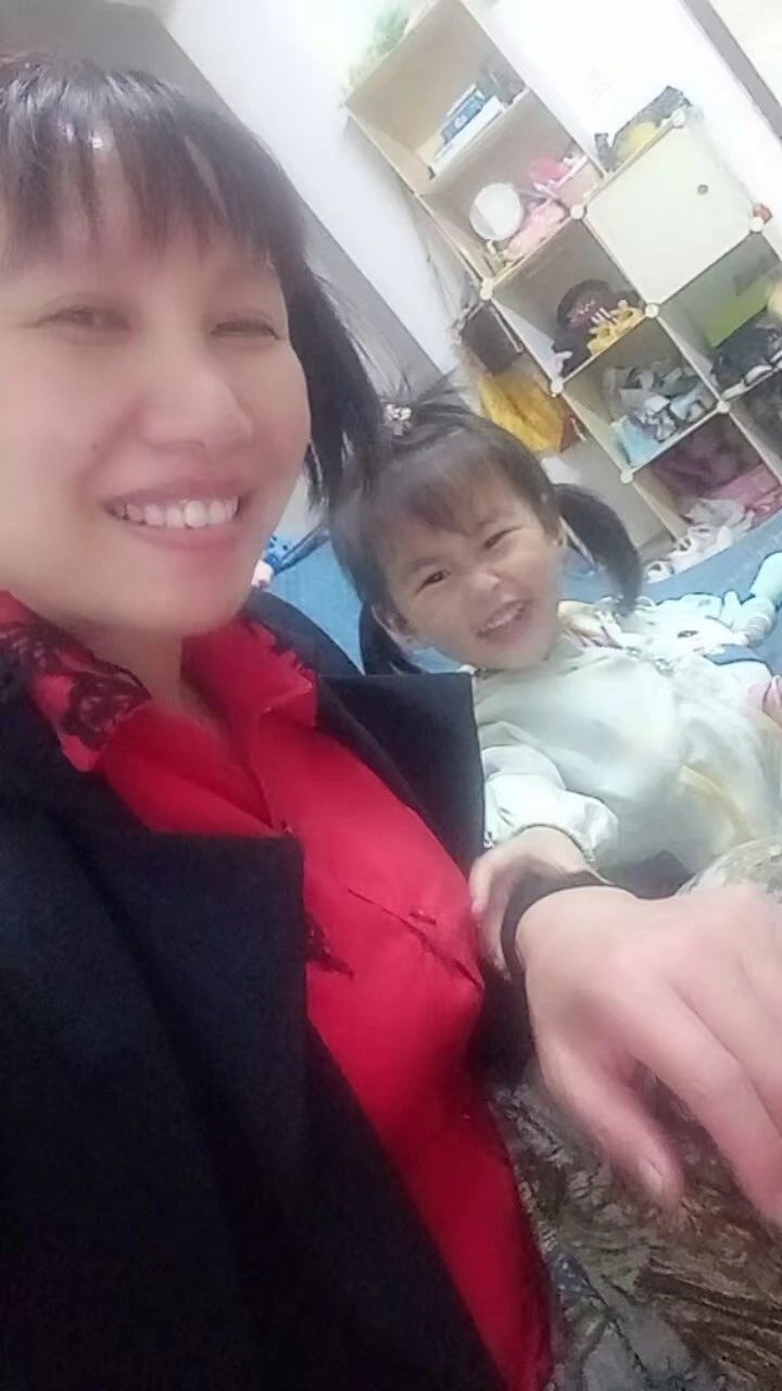 雷阿姨工作生活照7