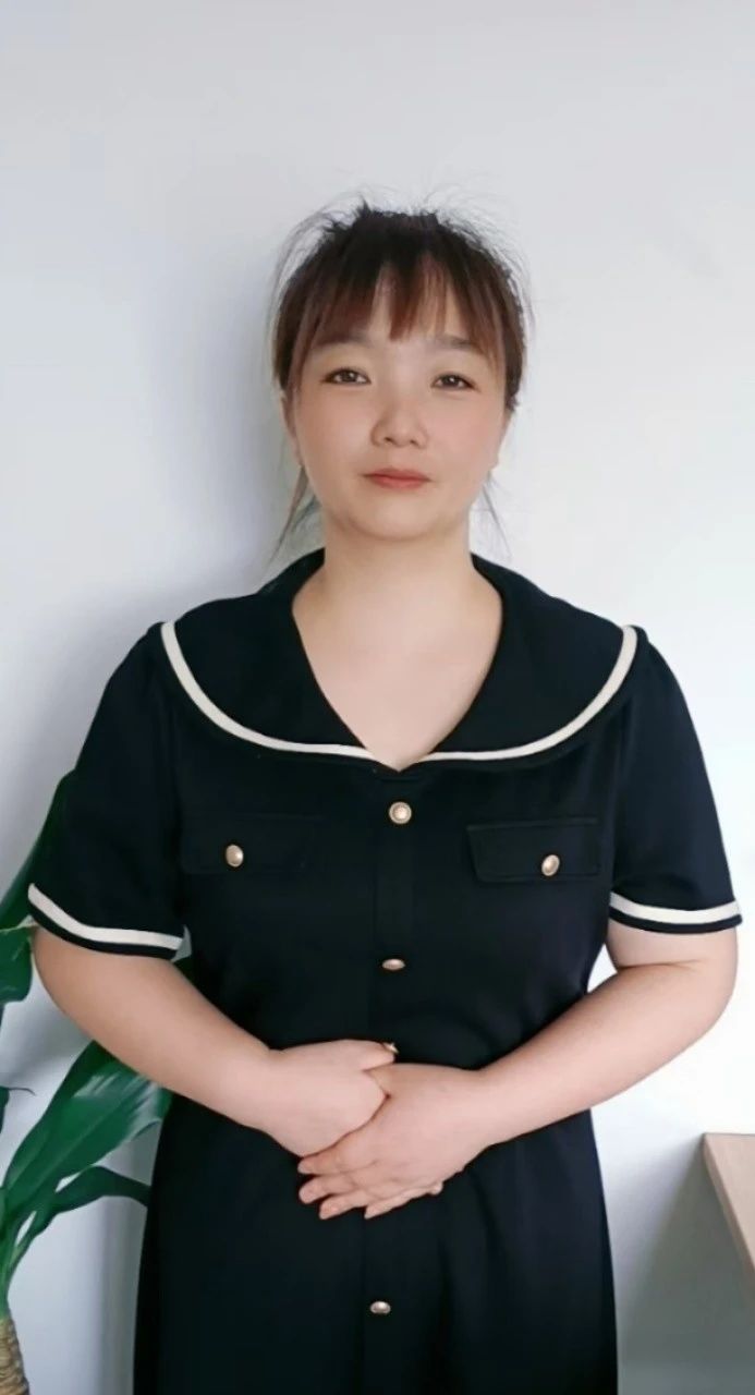 上海育婴师薛阿姨公开照片
