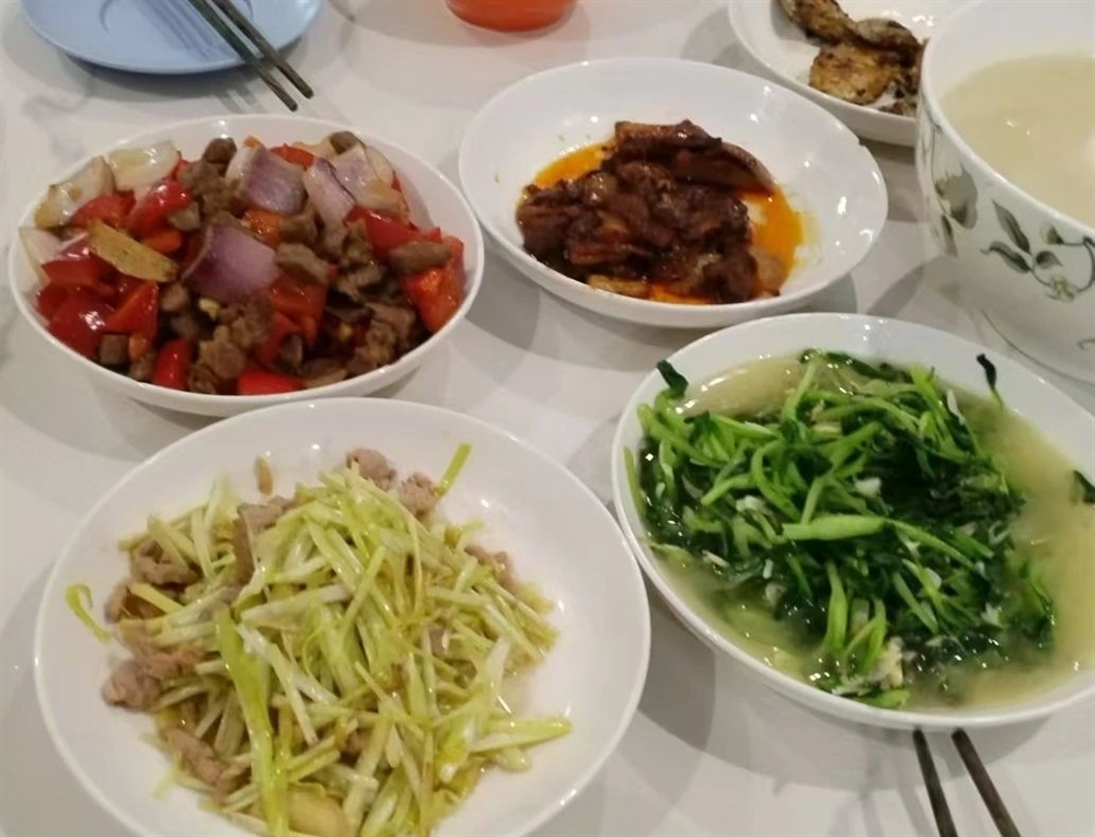沈阿姨工作生活照10