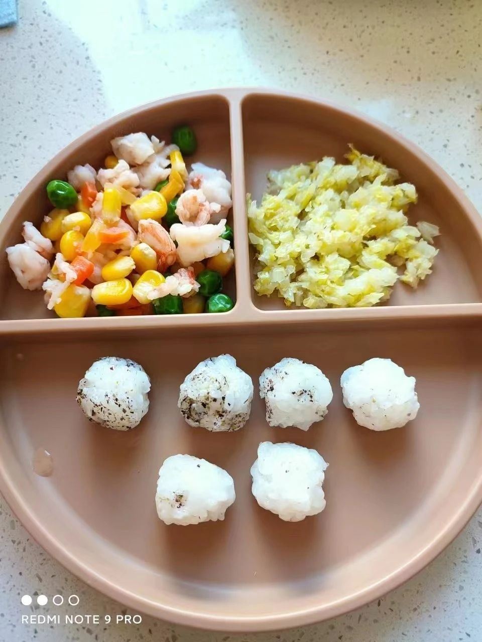 卢阿姨工作生活照12