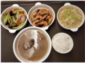 尉阿姨工作生活照12