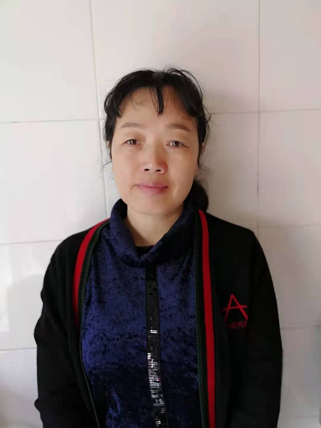 朱阿姨头像
