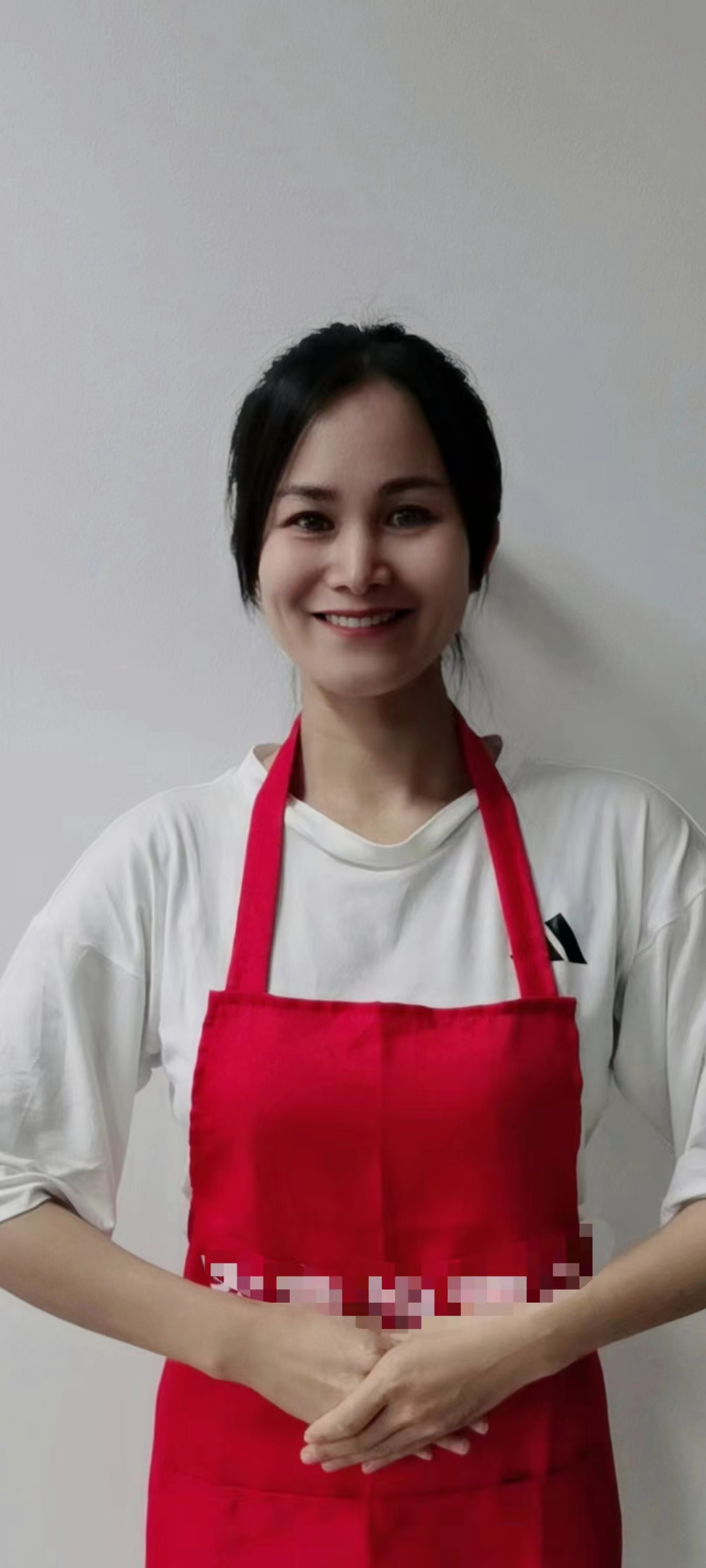 上海家务师、育婴师仇阿姨公开照片