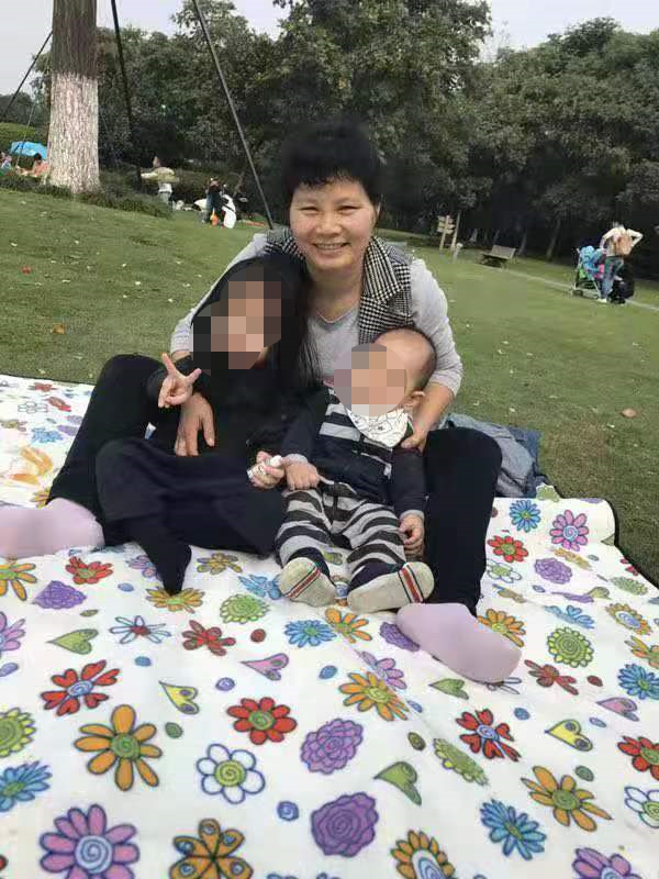 上海育婴师刘阿姨公开照片